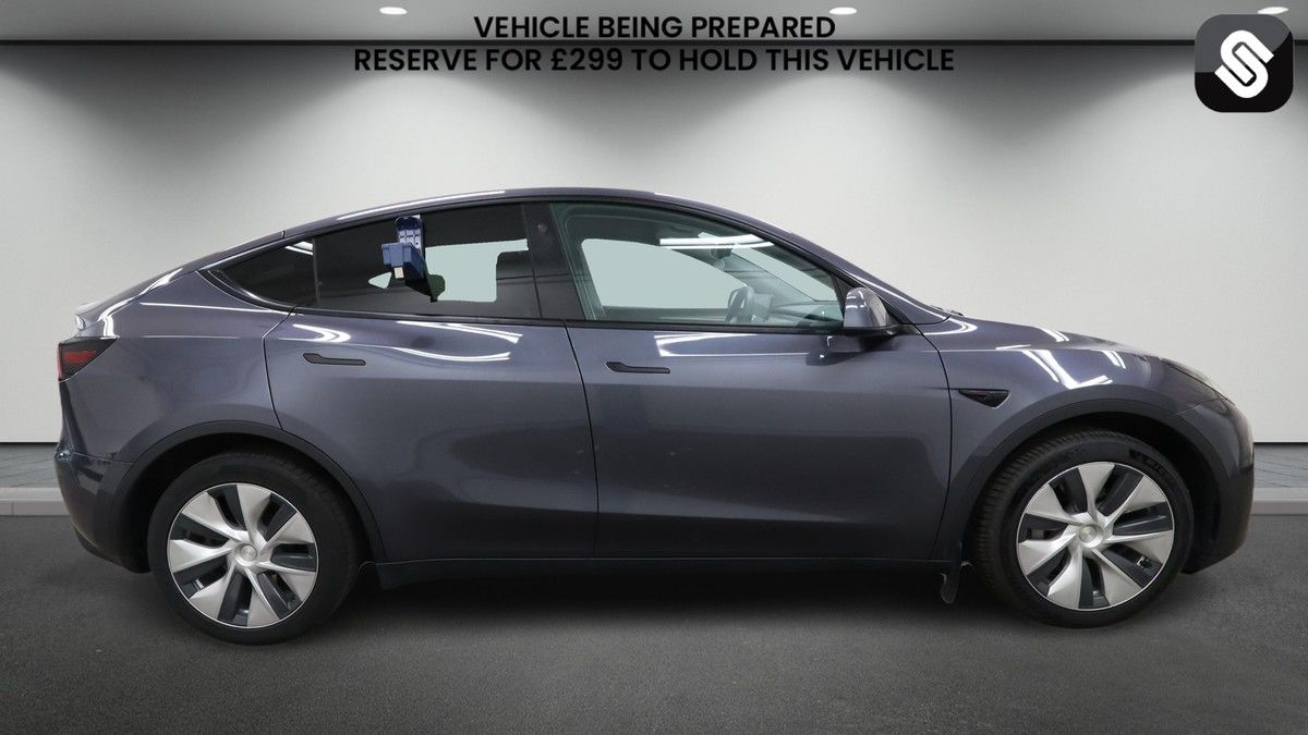 Tesla Model Y Image 5