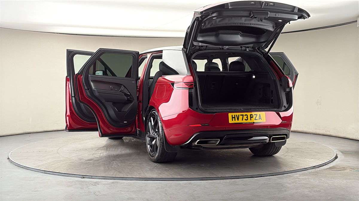 More views of Land Rover Range Rover Sport