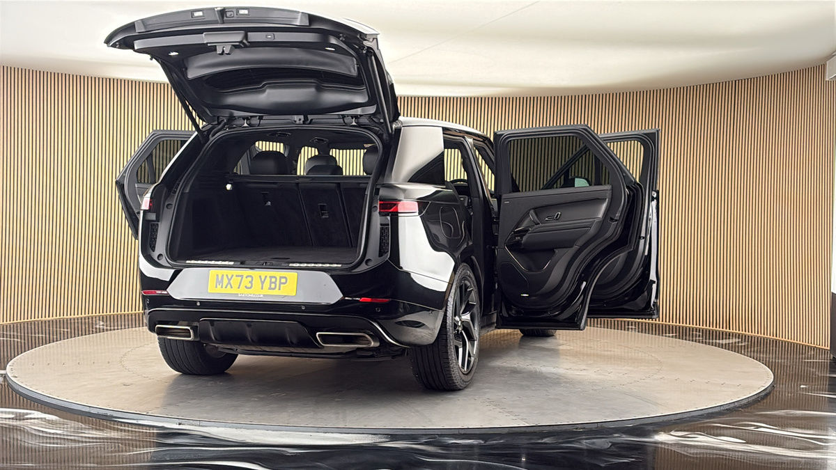 More views of Land Rover Range Rover Sport