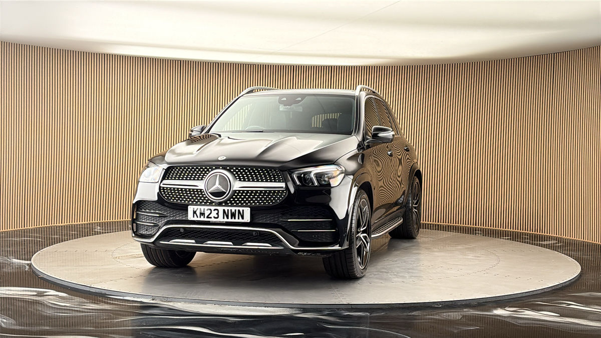 More views of Mercedes-Benz GLE