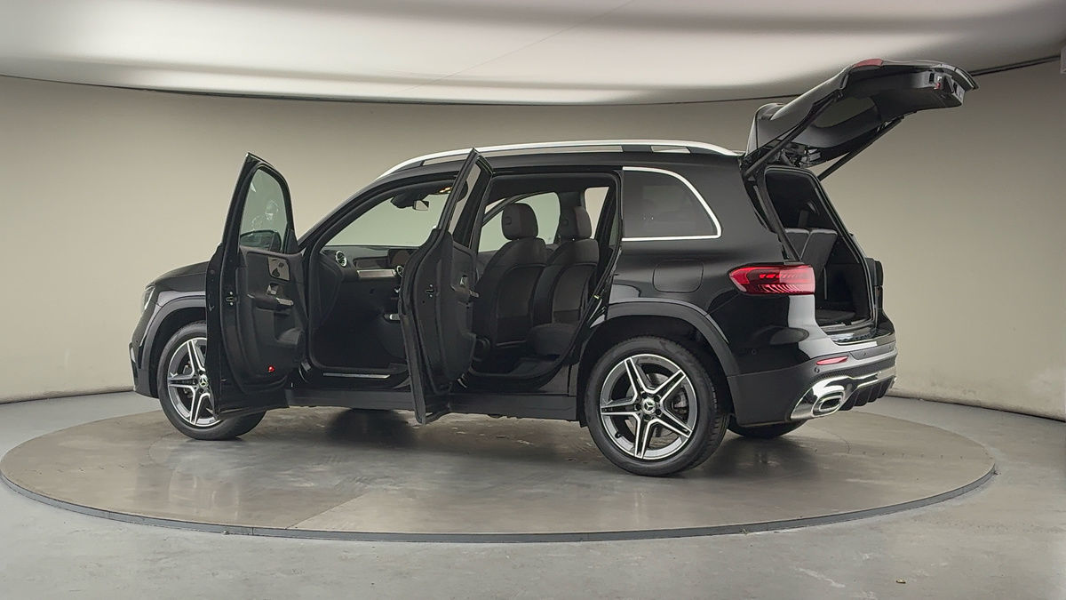 More views of Mercedes-Benz GLB