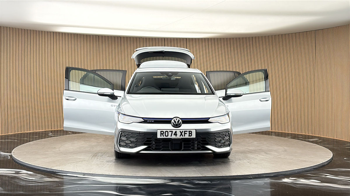 More views of Volkswagen Golf