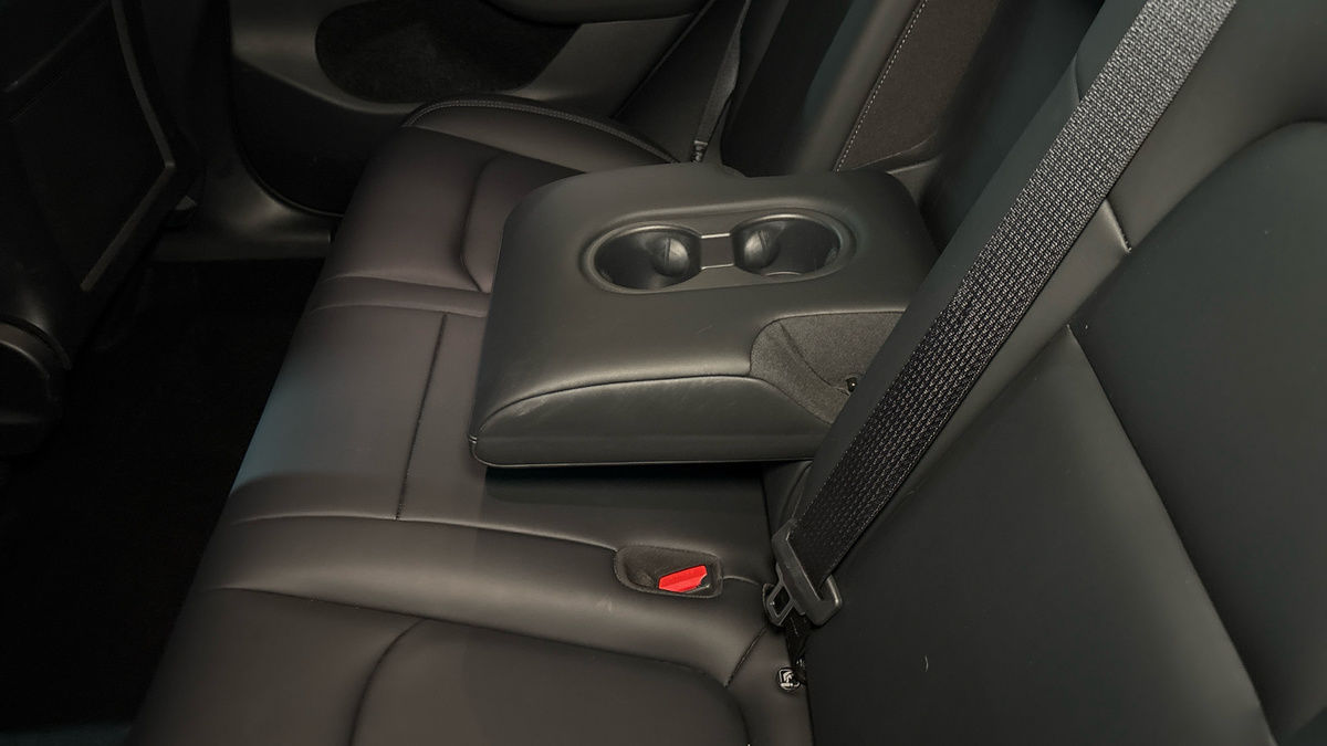 Tesla Model Y Image 9