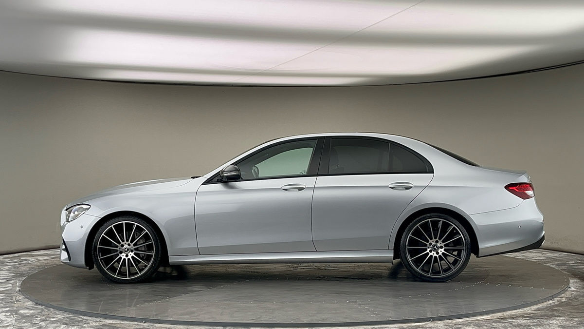 Mercedes-Benz E Class Image 15