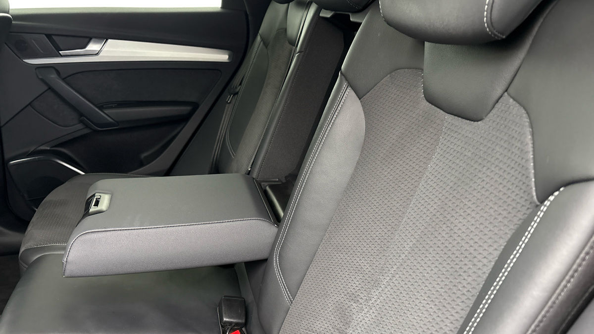 Audi Q5 Image 9