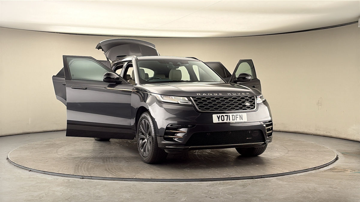 More views of Land Rover Range Rover Velar