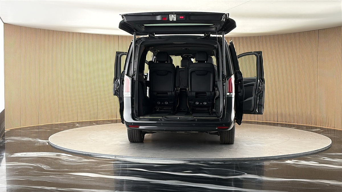 More views of Mercedes-Benz V Class