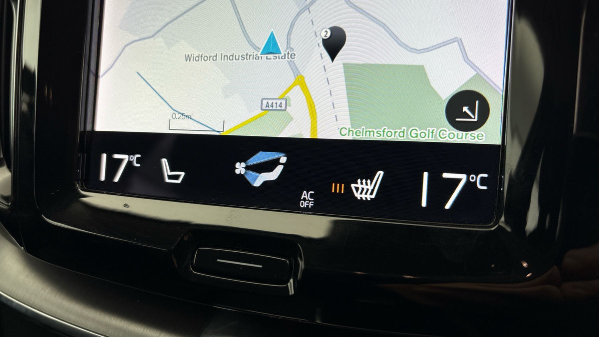 Volvo XC60 Image 26