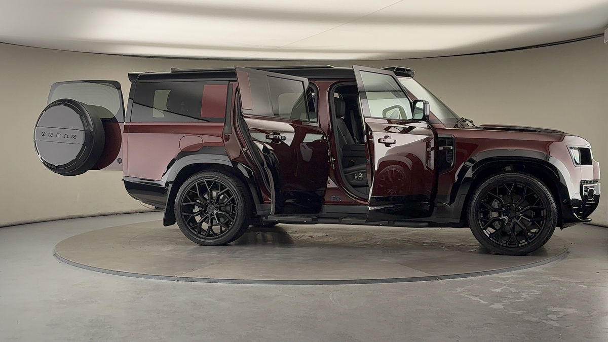 More views of Land Rover Defender 130