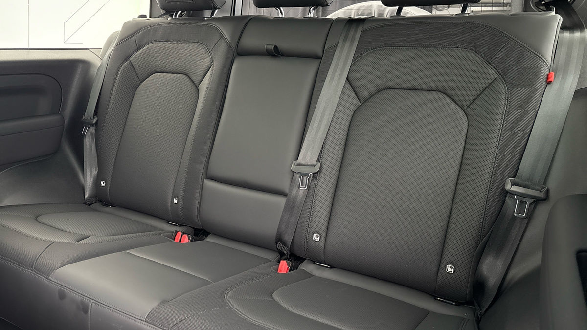 Land Rover Defender 90 Urban Image 8