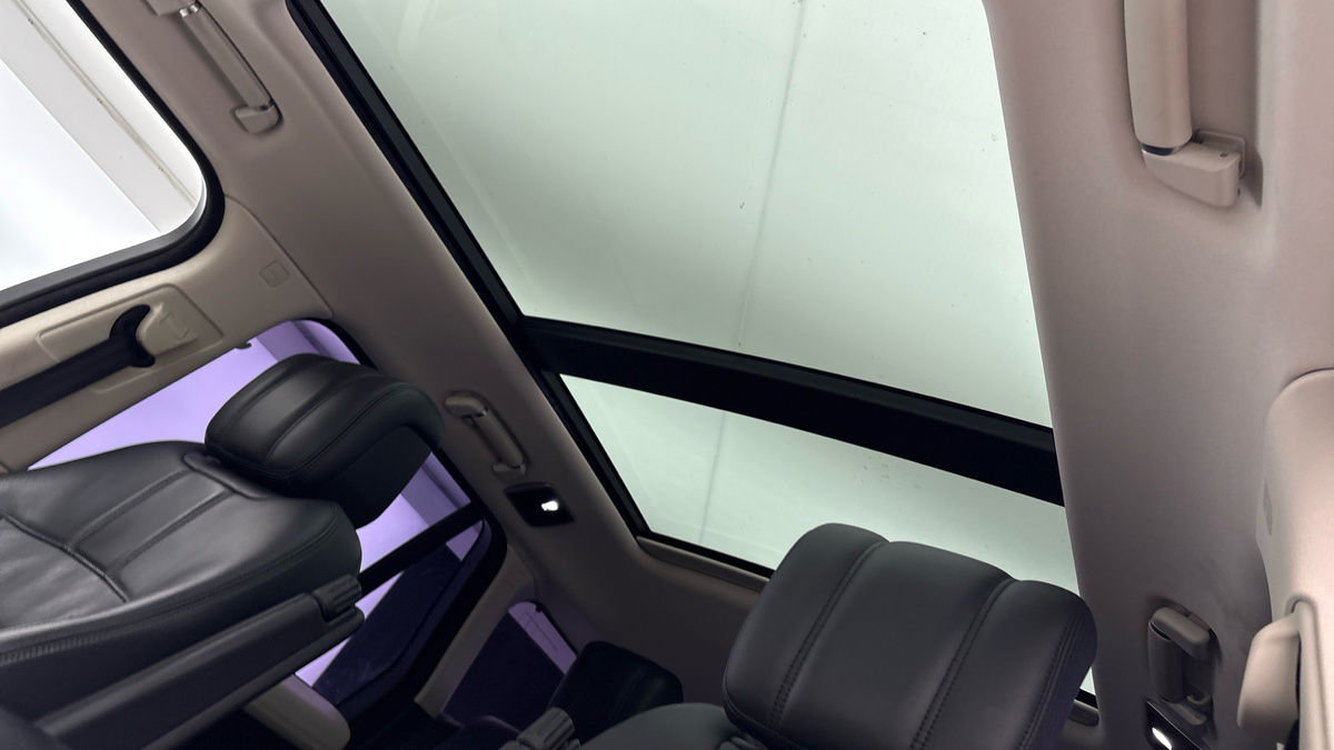 Land Rover Range Rover Image 6