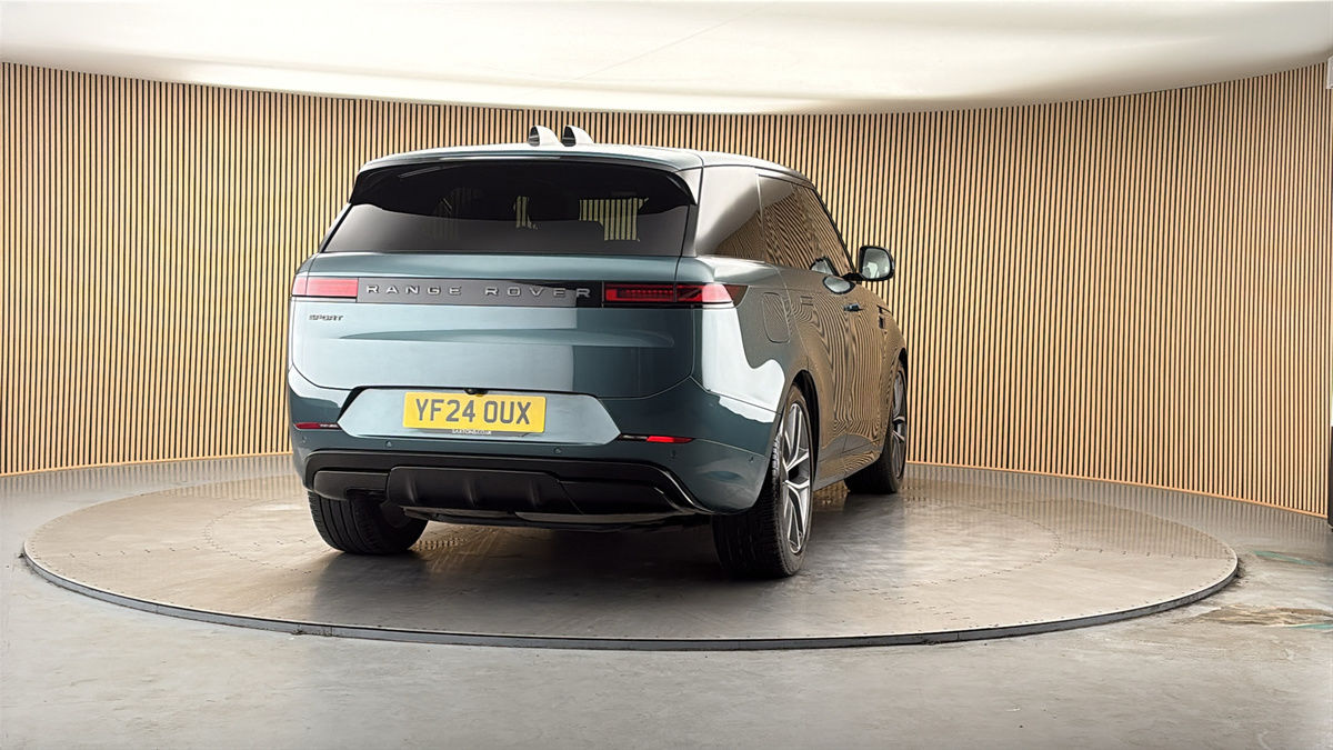 More views of Land Rover Range Rover Sport