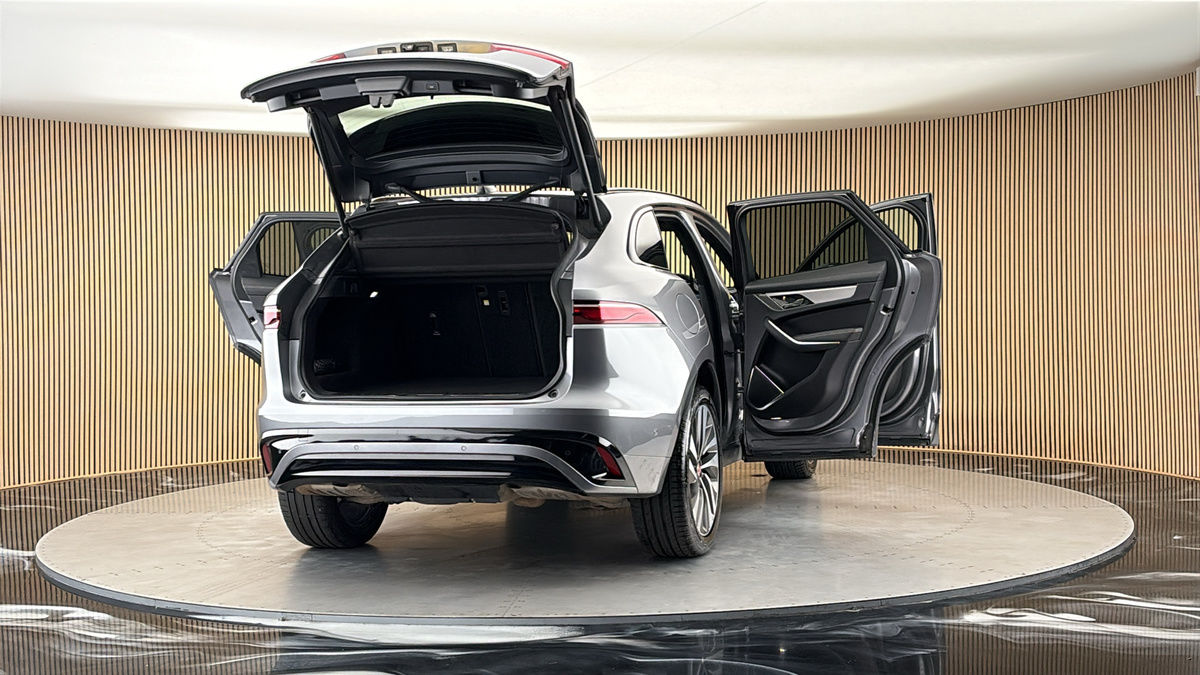 More views of Jaguar F-PACE