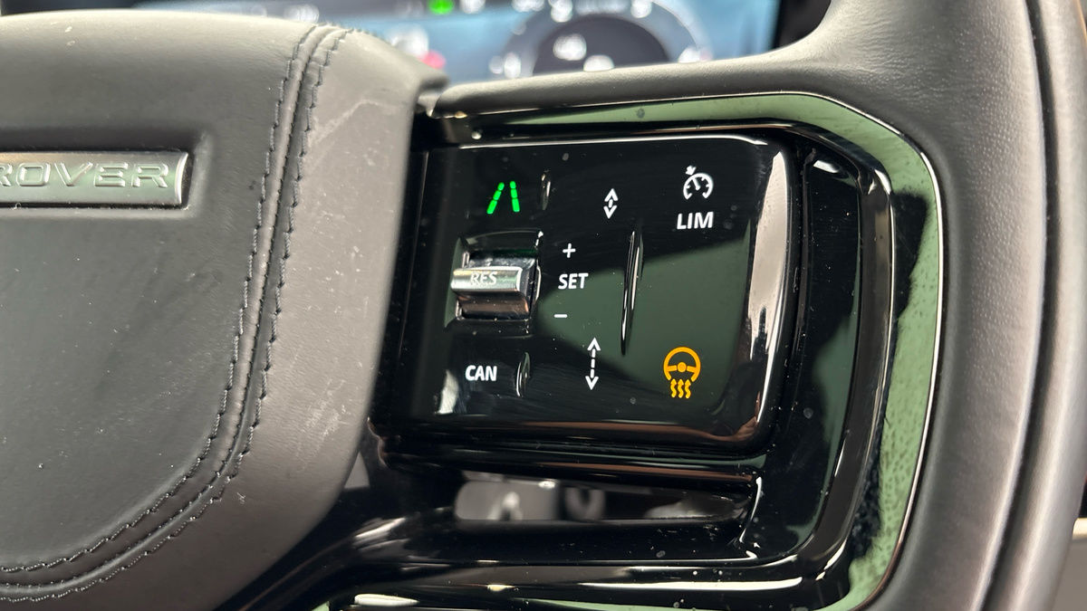 Land Rover Range Rover Sport Image 26