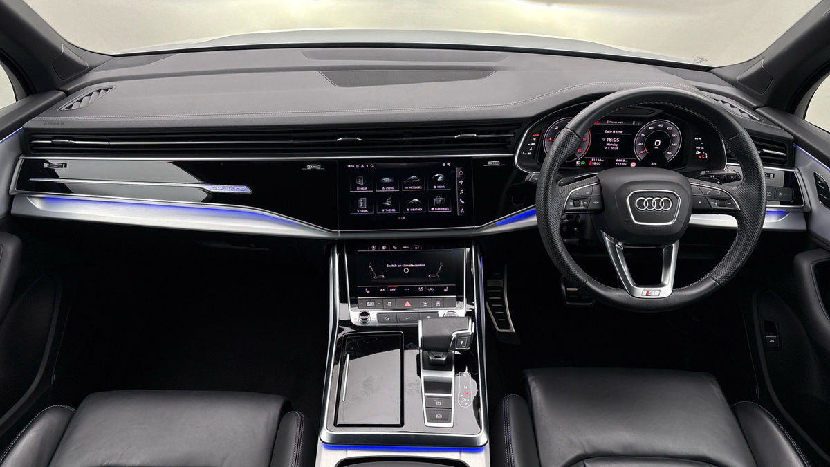 Audi Q7 Image 12