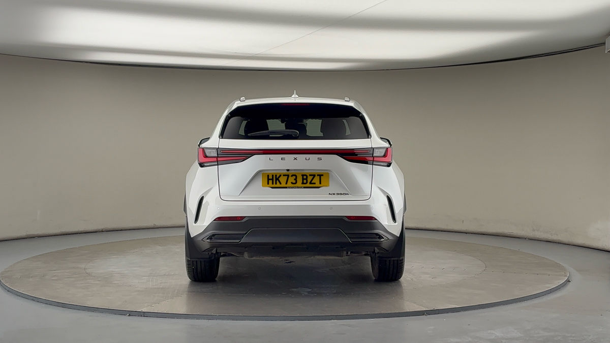 Lexus NX Image 4