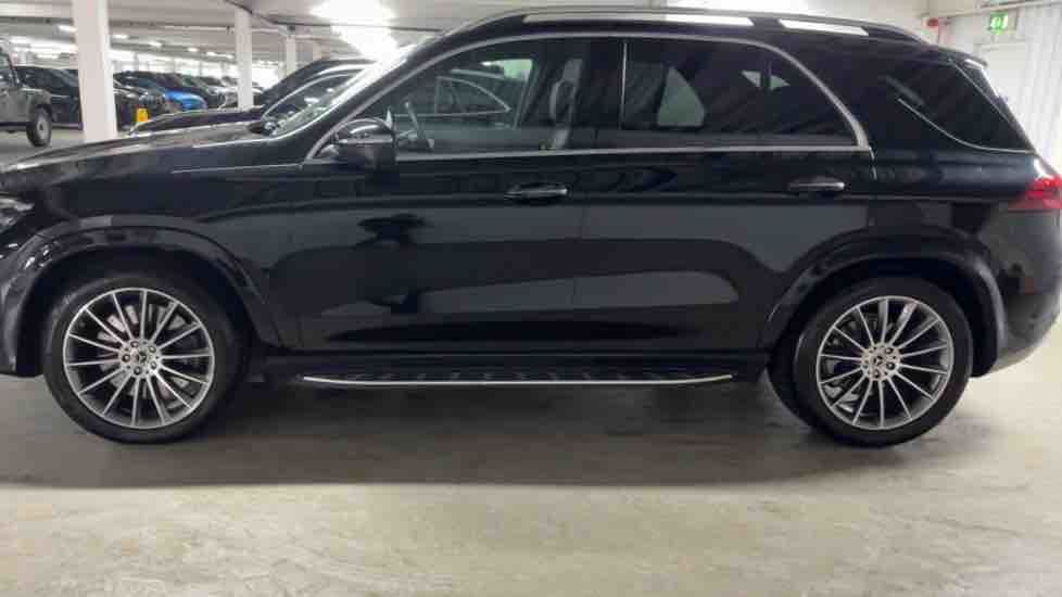 More views of Mercedes-Benz GLE