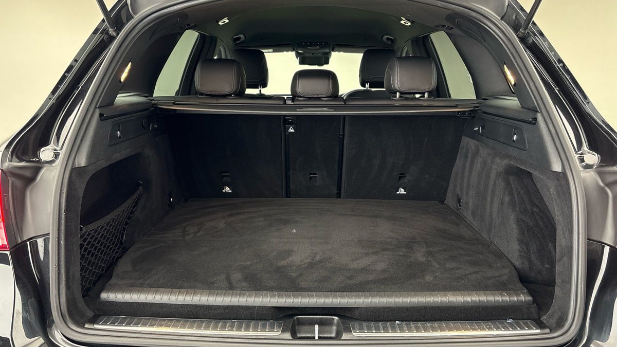 Mercedes-Benz GLC Image 11