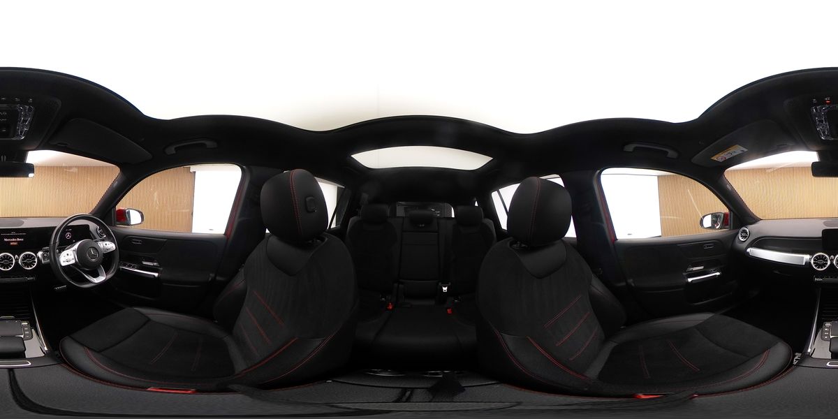 More views of Mercedes-Benz GLB