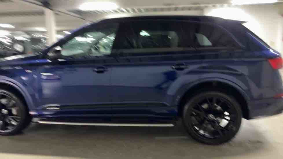 More views of Audi Q7
