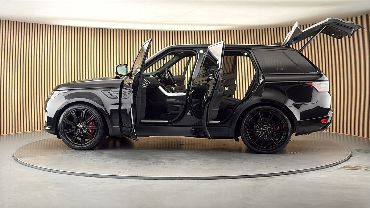 More views of Land Rover Range Rover Sport