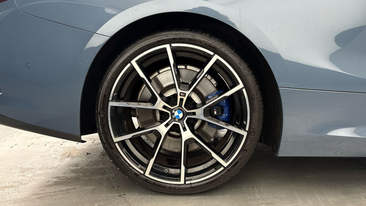 BMW 8 Series Image 10