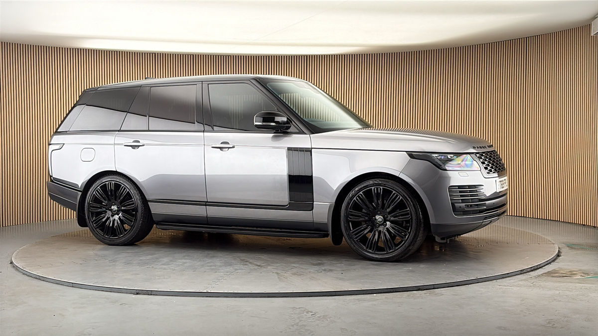 More views of Land Rover Range Rover