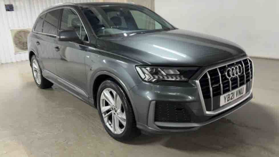 More views of Audi Q7