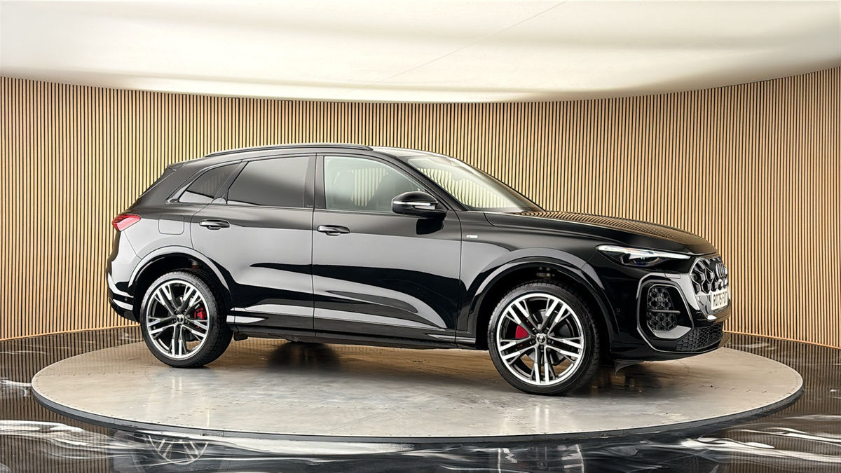 More views of Audi Q5