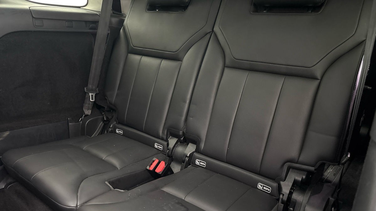 Land Rover Discovery Image 31