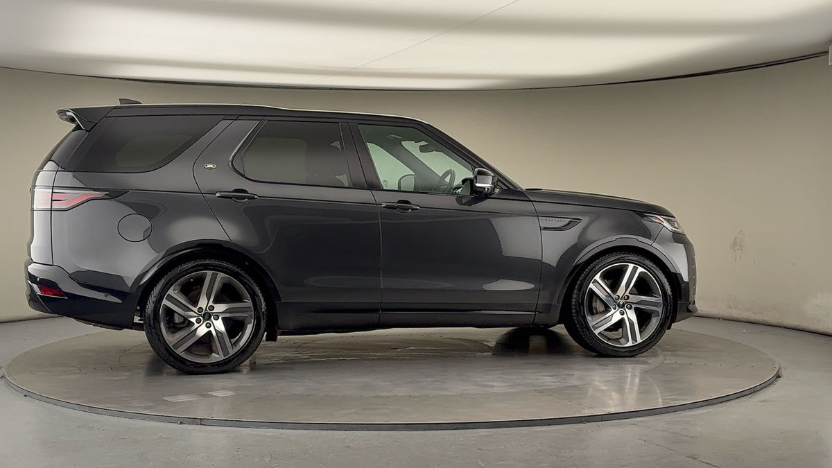 More views of Land Rover Discovery