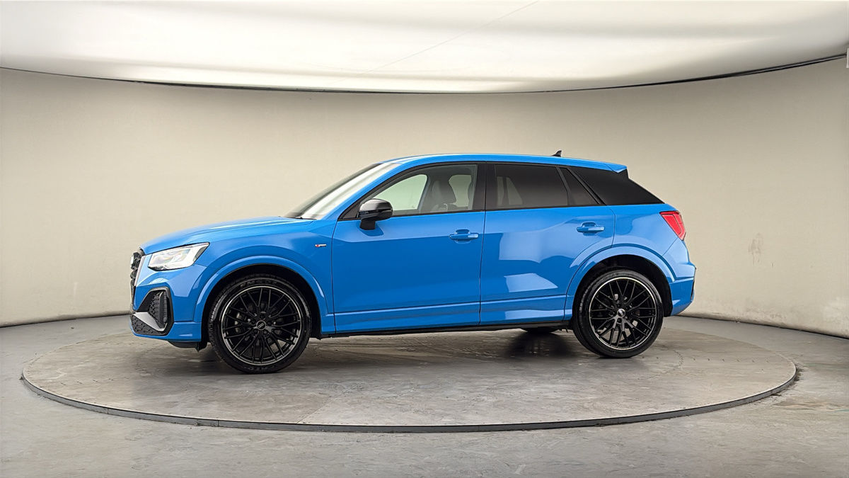 More views of Audi Q2