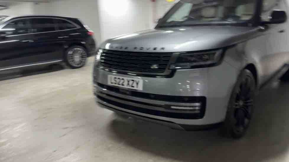 More views of Land Rover Range Rover