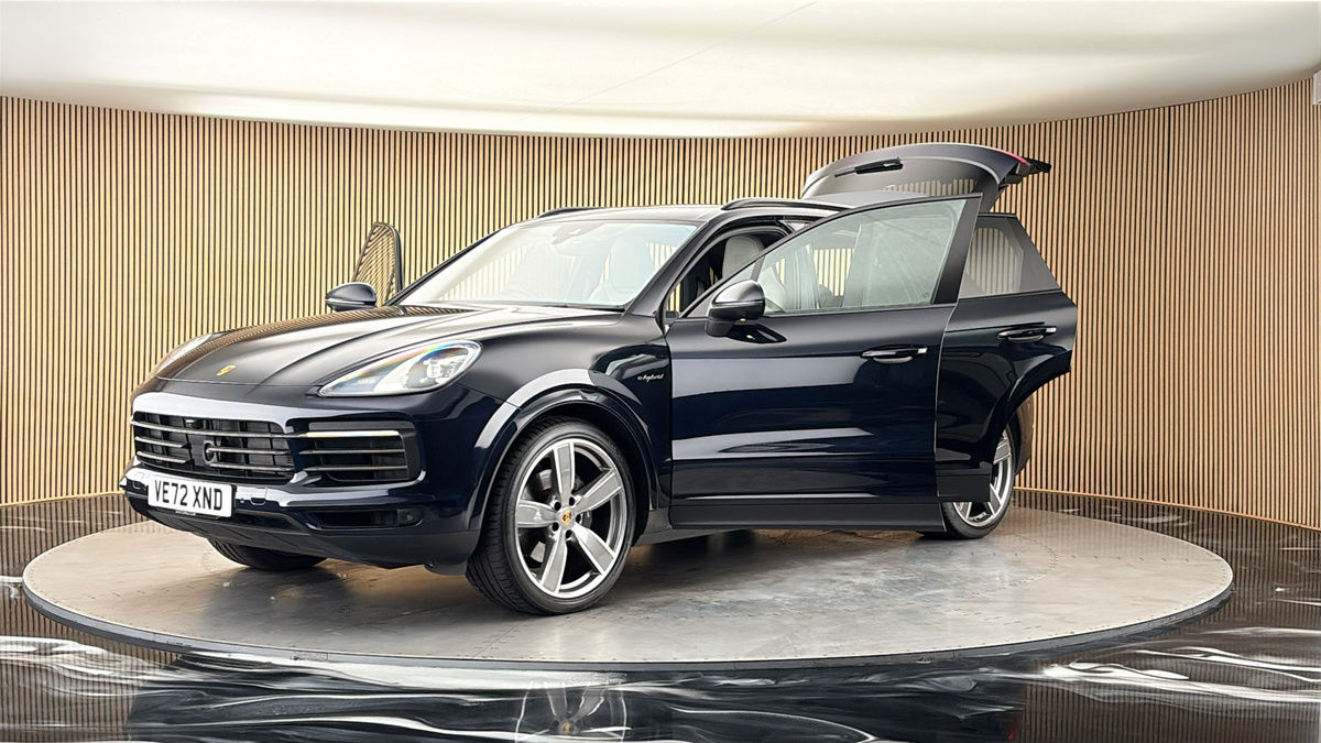 Porsche Cayenne Image 22