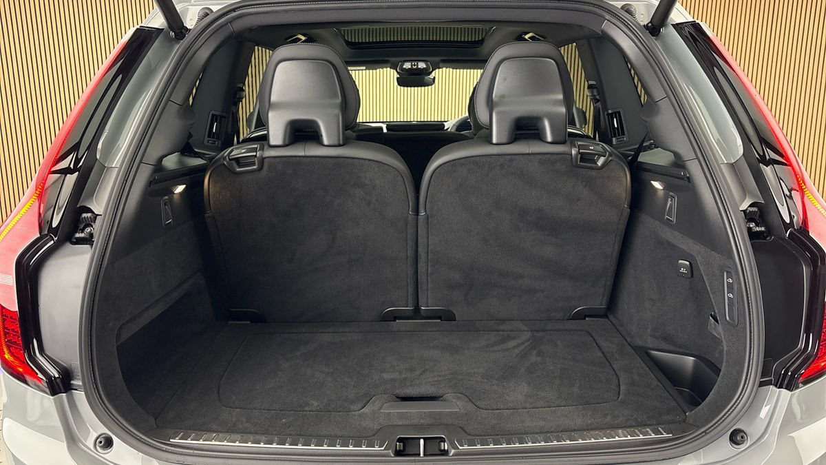Volvo XC90 Image 11