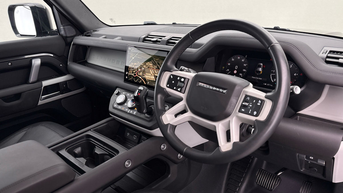 Land Rover Defender 110 Urban Image 5