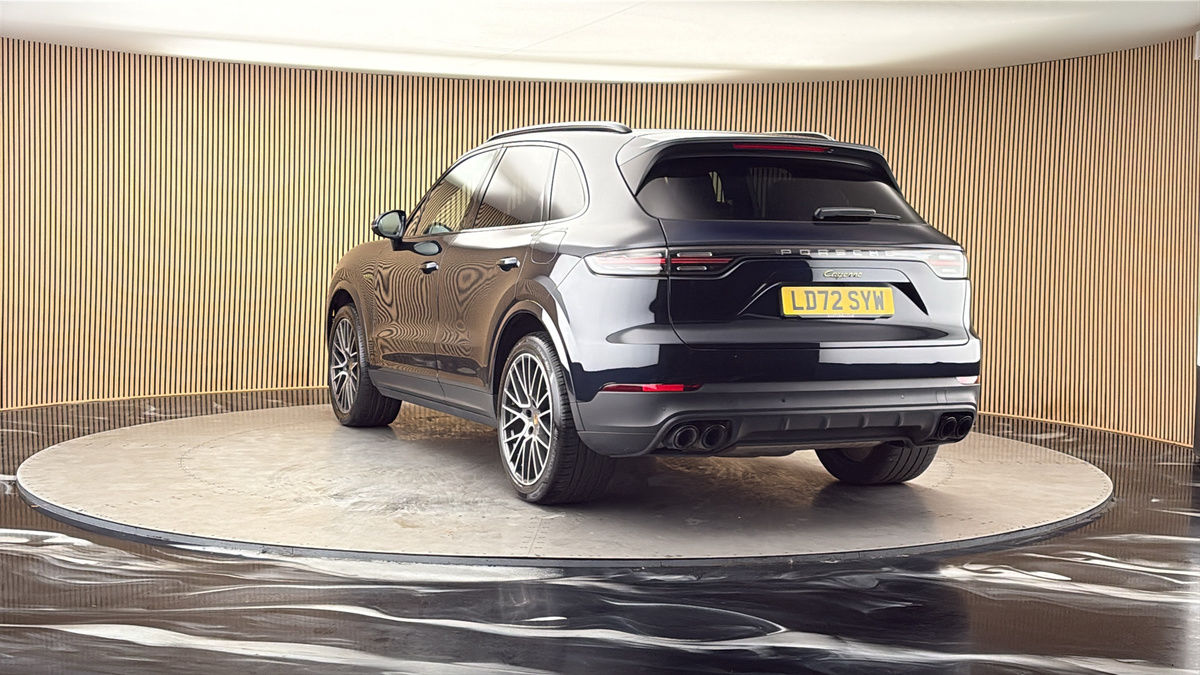 More views of Porsche Cayenne