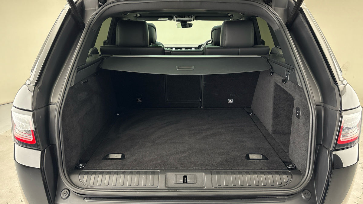 Land Rover Range Rover Sport Image 11