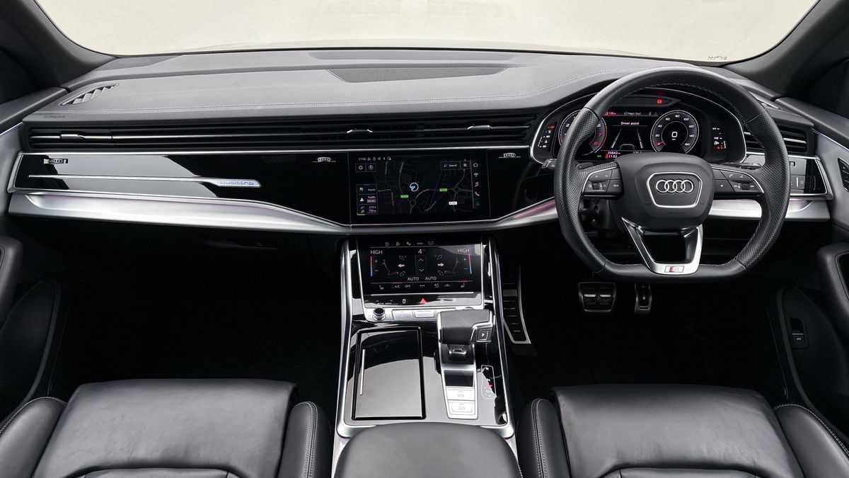 Audi Q8 Image 12