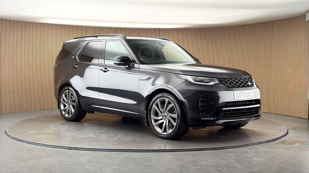 More views of Land Rover Discovery
