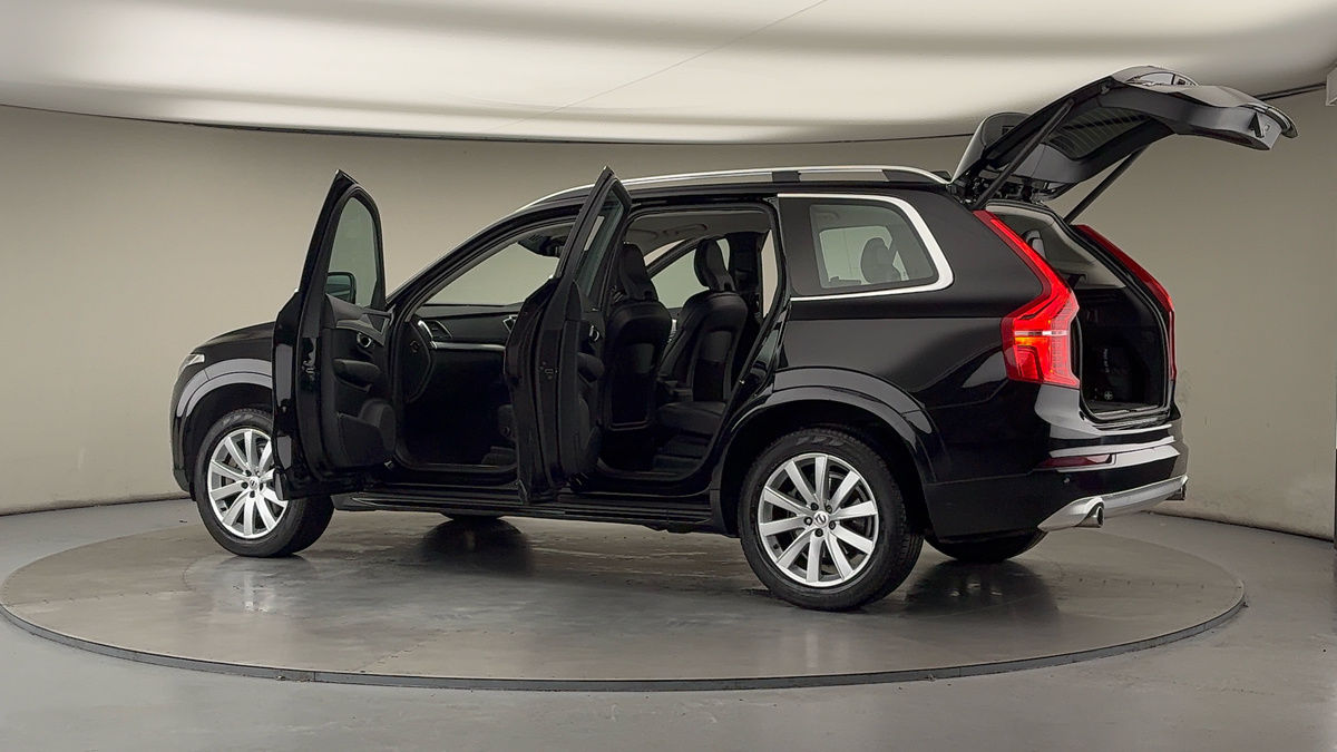 More views of Volvo XC90