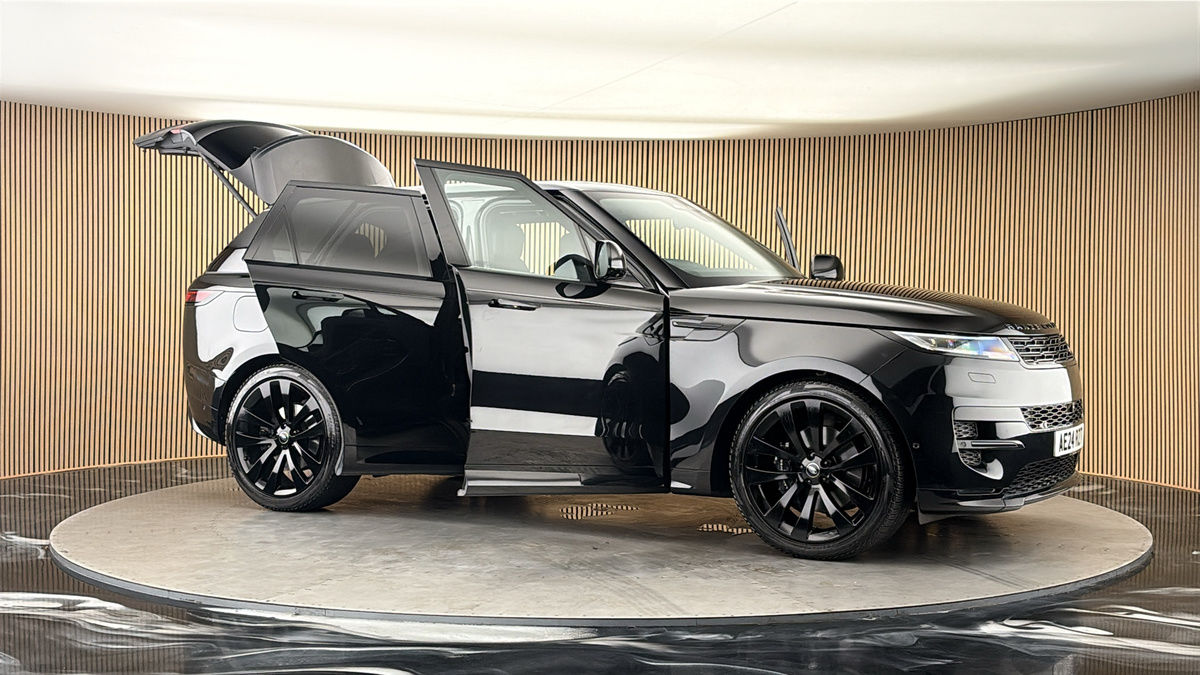 More views of Land Rover Range Rover Sport