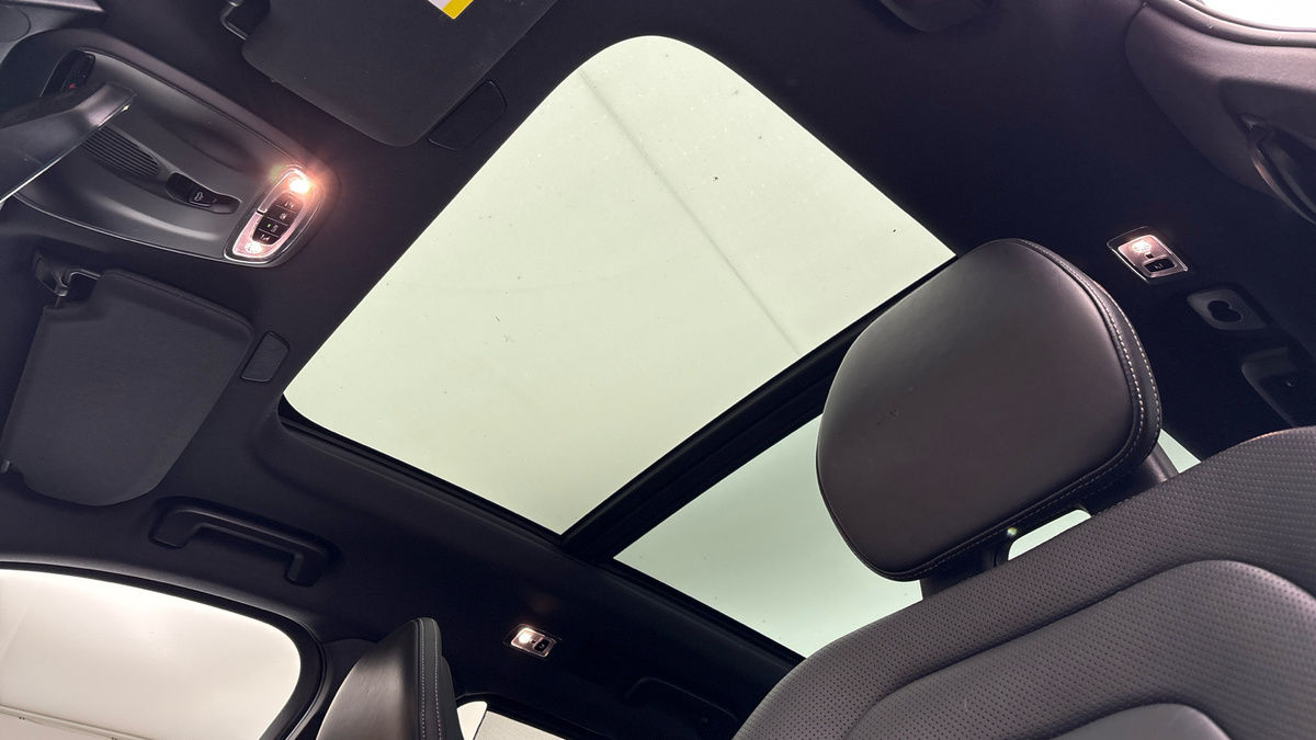 Volvo XC90 Image 6