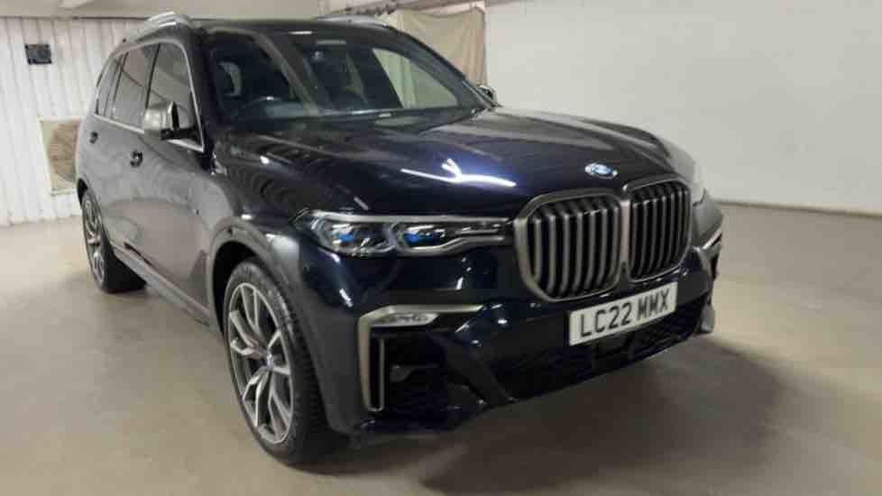 More views of BMW X7