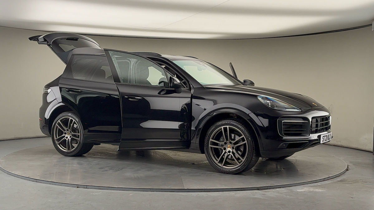 More views of Porsche Cayenne