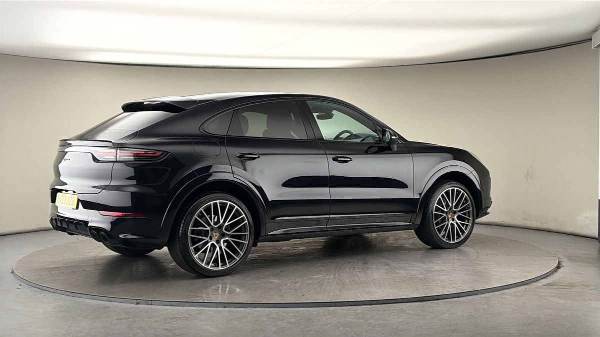 More views of Porsche Cayenne