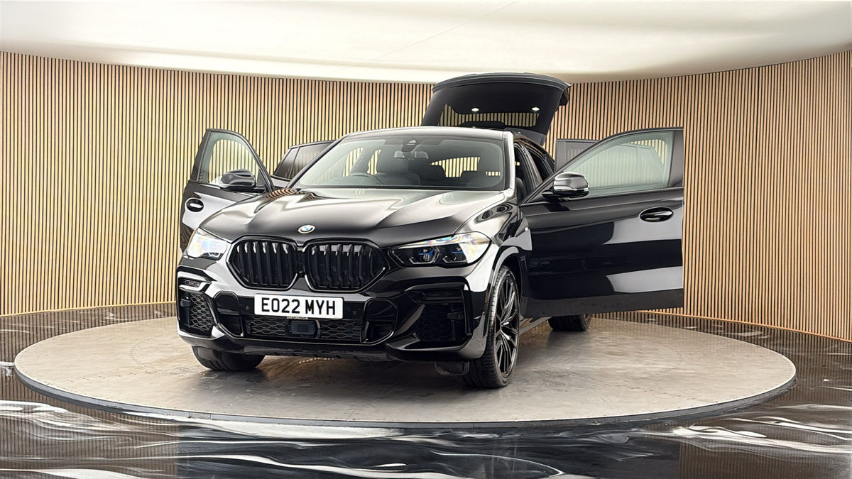 More views of BMW X6