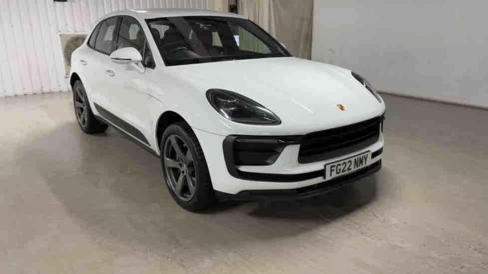 More views of Porsche Macan
