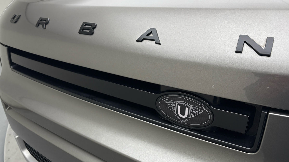 Land Rover Defender 110 Urban Image 24