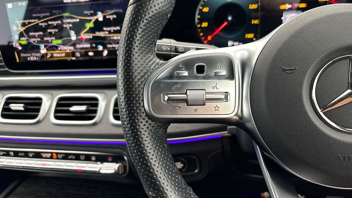 Mercedes-Benz GLE Image 13